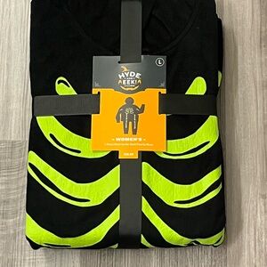 Hyde & Eek! Women's Skeleton Pajama Set